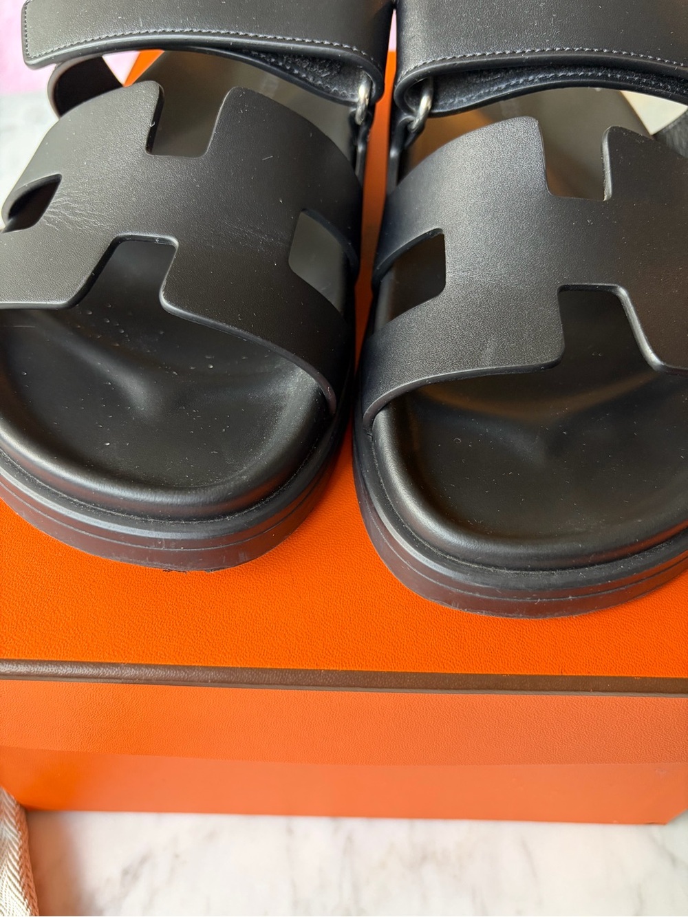 Hermès Black Leather Chypre Sandals - Picture 4 of 10